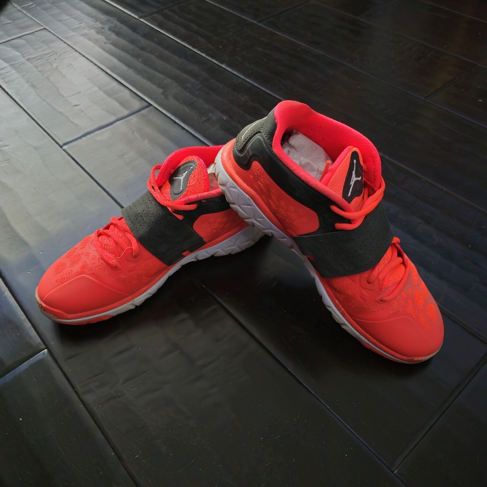 Nike Air Jordan Flight Flex Trainer 2 Infrared